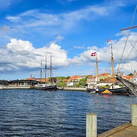 84286-ebeltoft-ndr-strandvej-3-m * Ebeltoft